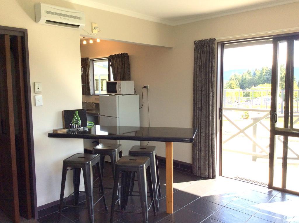 Fiordland Great Views Holiday Park Te Anau Extérieur photo